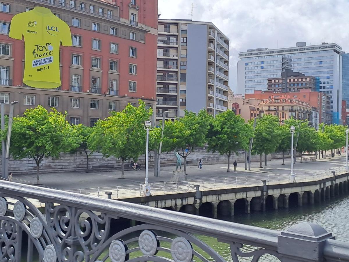 Apartamento En El Centro Con Garaje Directo. Bilbao Buitenkant foto